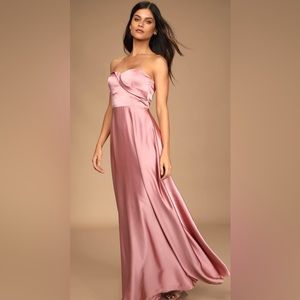 Tailored Lulus satin rose maxi dress